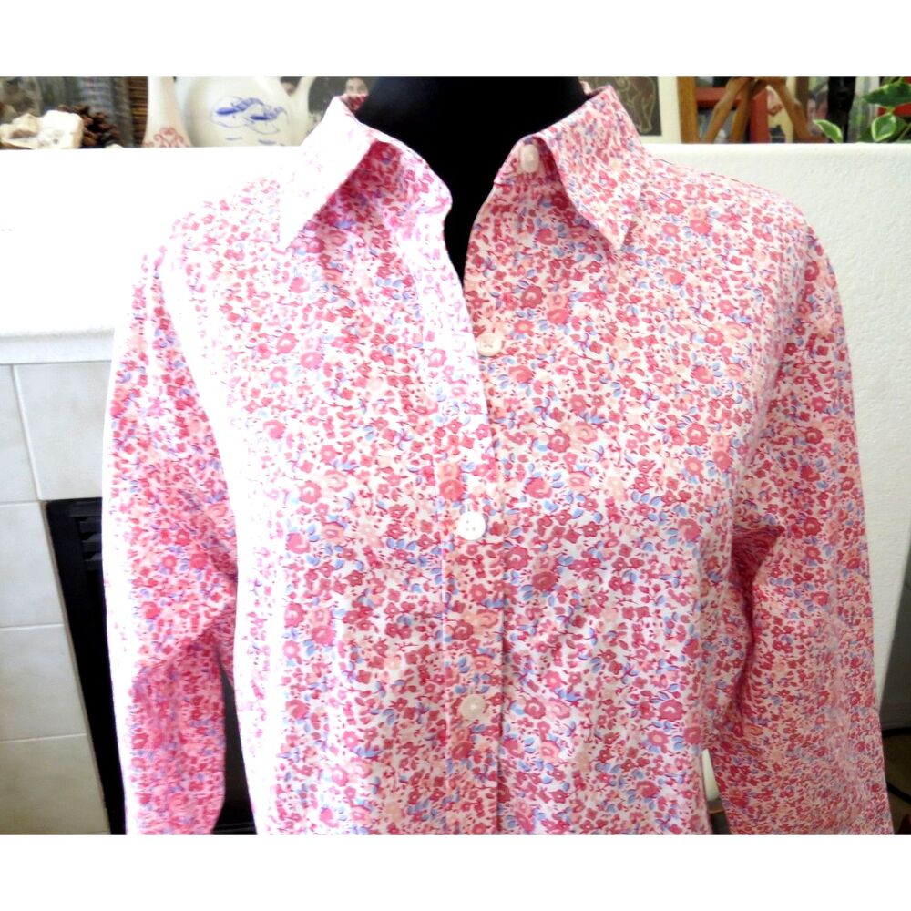 L.L. Bean Women's Wrinkle Free Ditsy Floral Button Down Shirt Pink/Blue L EUC